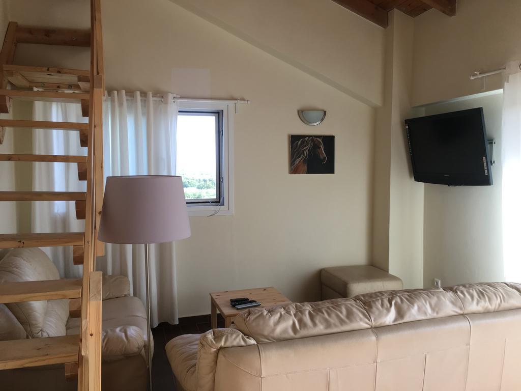 Arion Stables & Apartments Hersonissos  Eksteriør billede