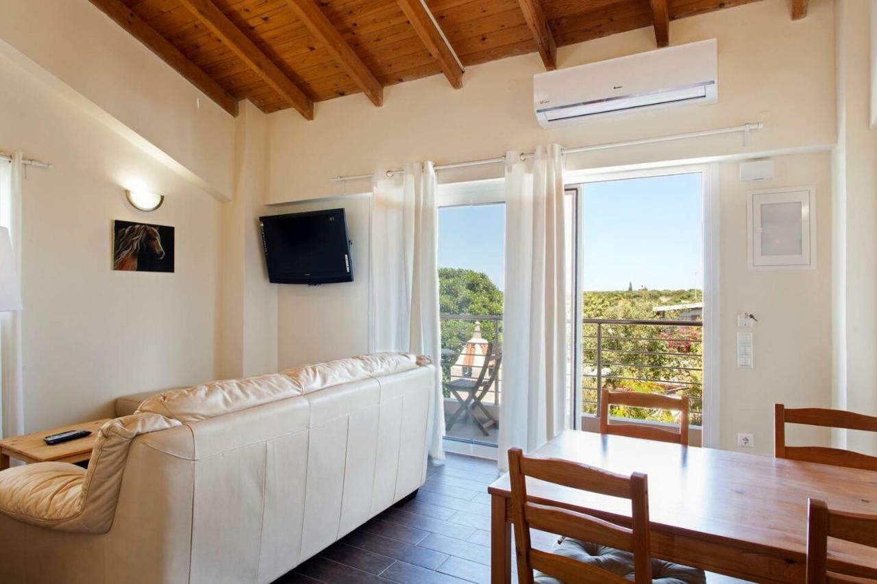 Arion Stables & Apartments Hersonissos  Eksteriør billede